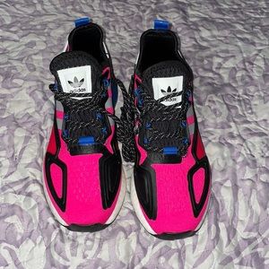 Adidas FY2011 Size 6